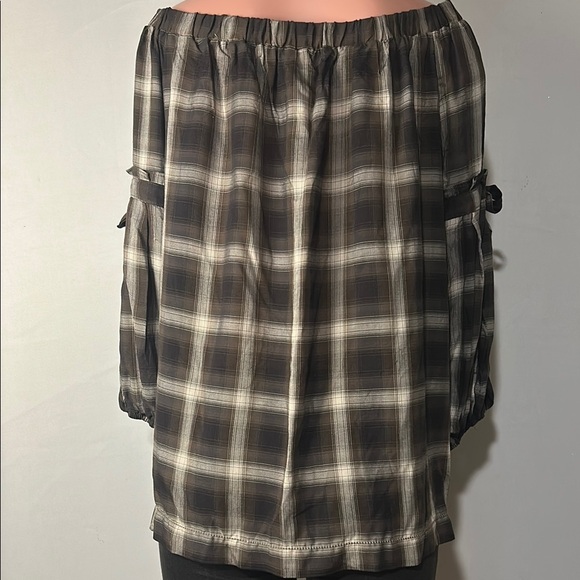 Max studio off shoulder Plaid Green Top Bell sleeve peasant top Size XL New - Picture 10 of 14